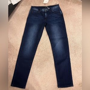 Kancan jeans size 11/29 *brand new*